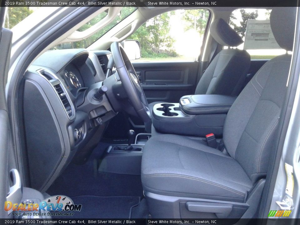2019 Ram 3500 Tradesman Crew Cab 4x4 Billet Silver Metallic / Black Photo #10