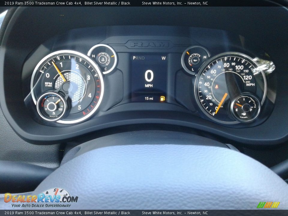 2019 Ram 3500 Tradesman Crew Cab 4x4 Billet Silver Metallic / Black Photo #17