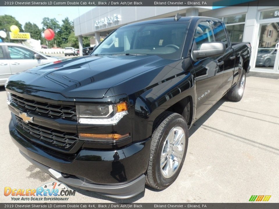 2019 Chevrolet Silverado LD Custom Double Cab 4x4 Black / Dark Ash/Jet Black Photo #3