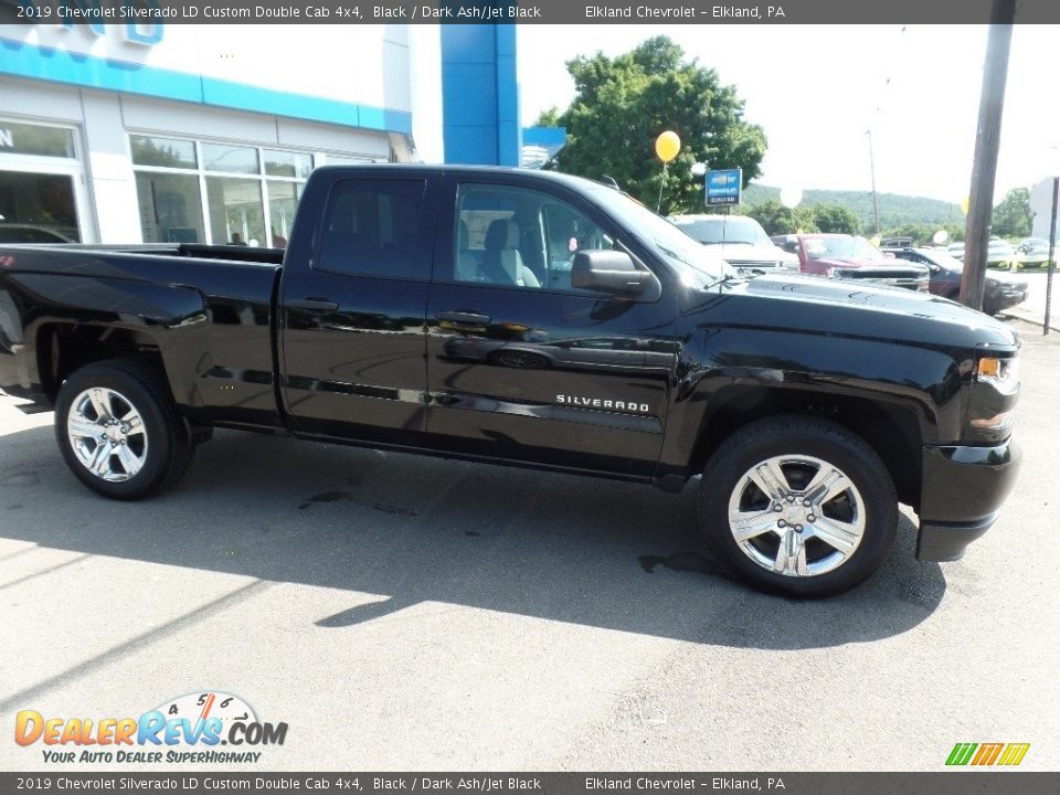 2019 Chevrolet Silverado LD Custom Double Cab 4x4 Black / Dark Ash/Jet Black Photo #10