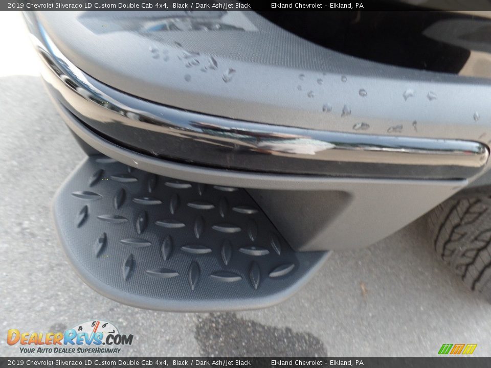 2019 Chevrolet Silverado LD Custom Double Cab 4x4 Black / Dark Ash/Jet Black Photo #12