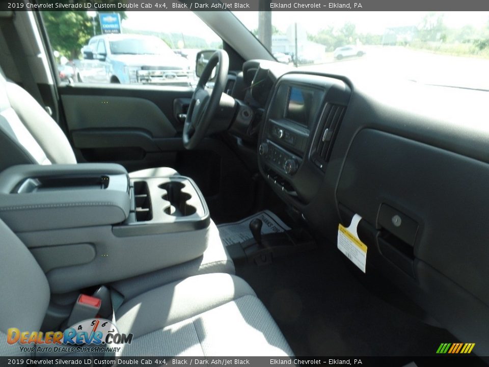 2019 Chevrolet Silverado LD Custom Double Cab 4x4 Black / Dark Ash/Jet Black Photo #16