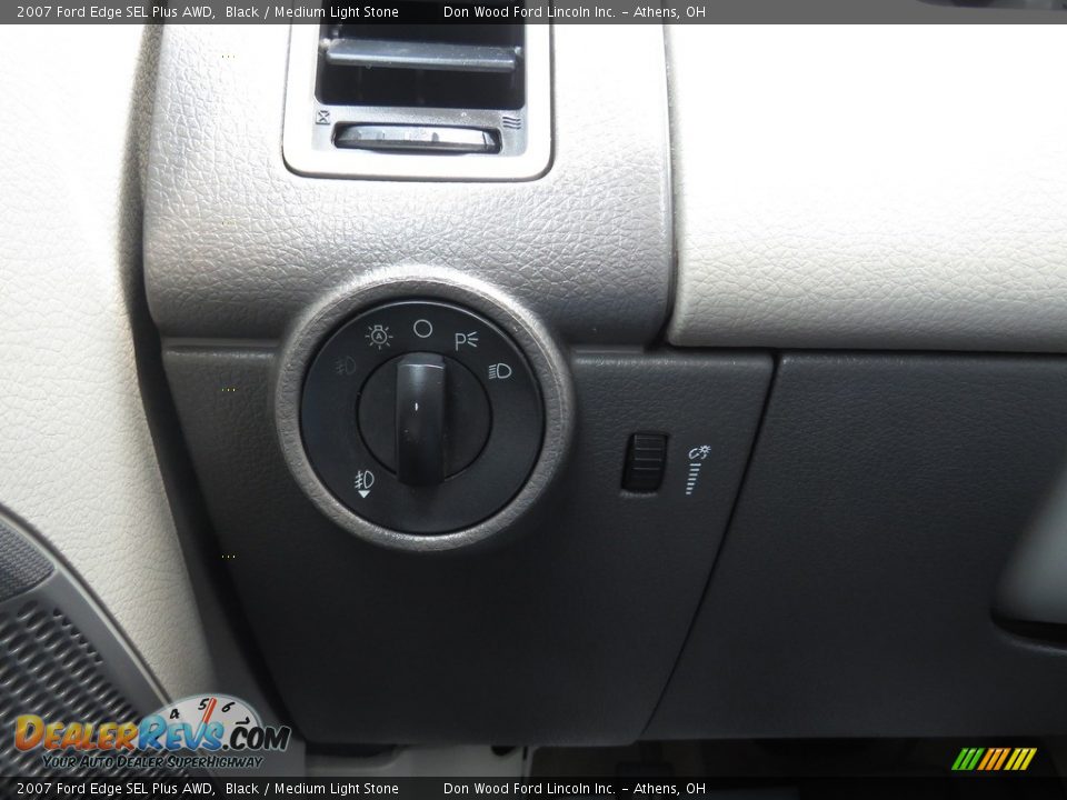 2007 Ford Edge SEL Plus AWD Black / Medium Light Stone Photo #33