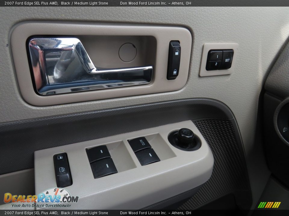 2007 Ford Edge SEL Plus AWD Black / Medium Light Stone Photo #34