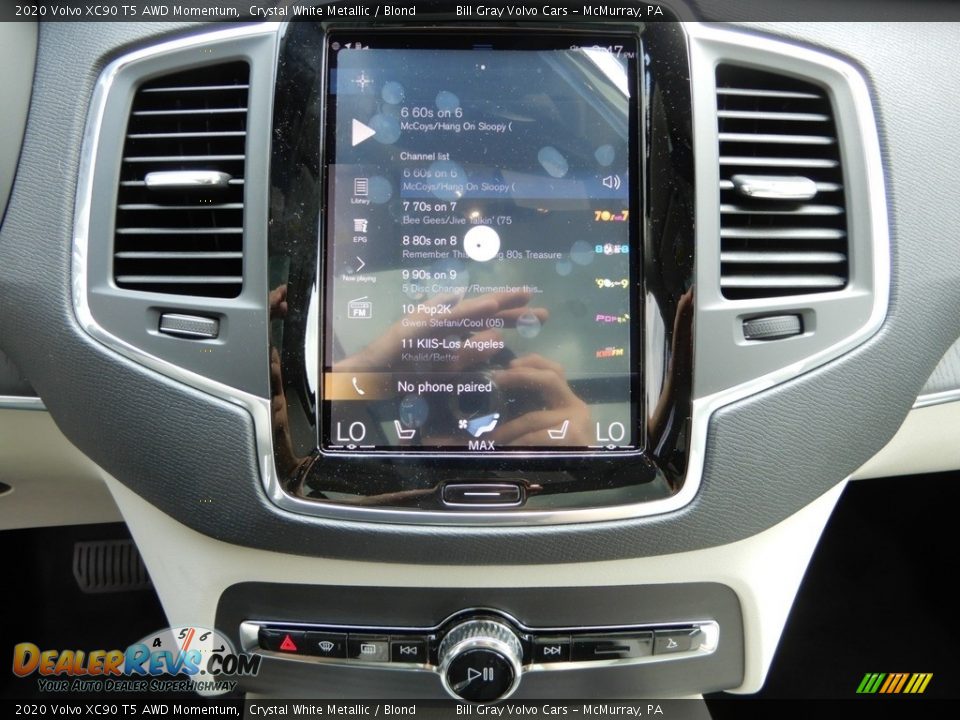 2020 Volvo XC90 T5 AWD Momentum Crystal White Metallic / Blond Photo #15