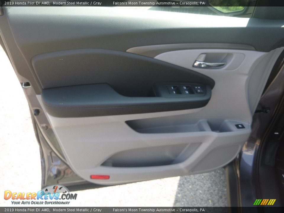 2019 Honda Pilot EX AWD Modern Steel Metallic / Gray Photo #12