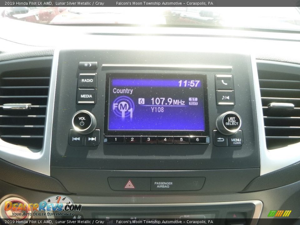 2019 Honda Pilot LX AWD Lunar Silver Metallic / Gray Photo #14