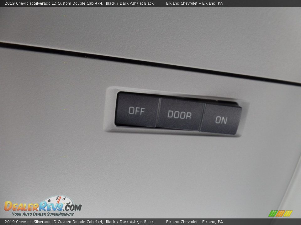2019 Chevrolet Silverado LD Custom Double Cab 4x4 Black / Dark Ash/Jet Black Photo #36