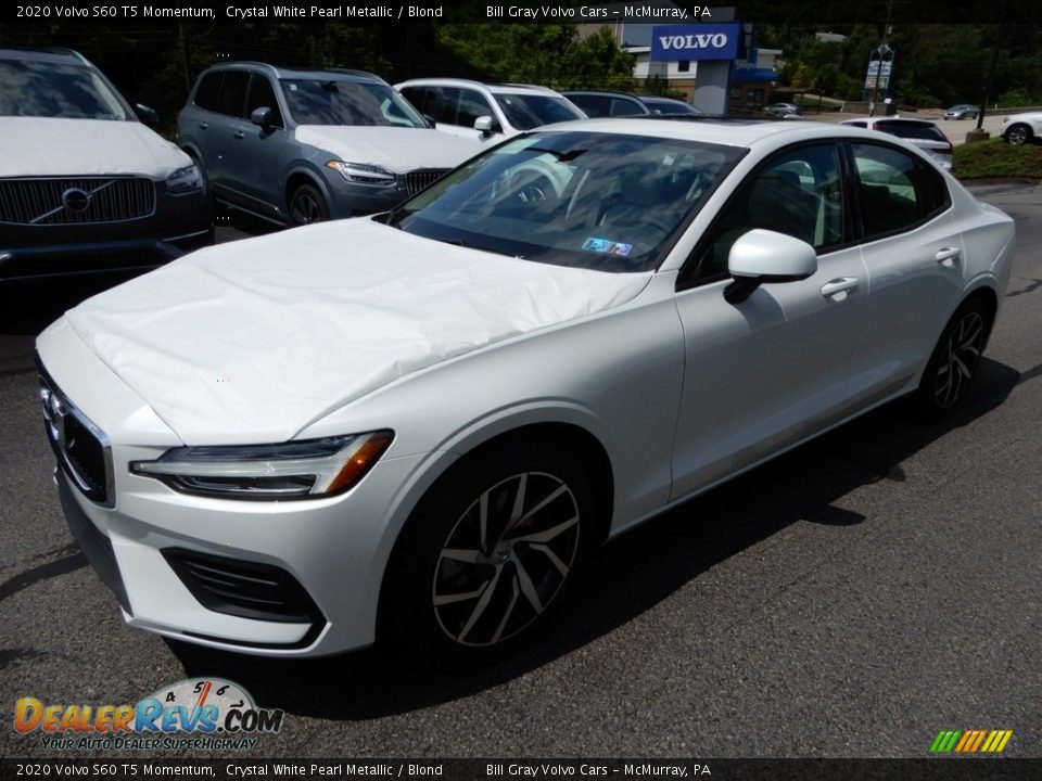 2020 Volvo S60 T5 Momentum Crystal White Pearl Metallic / Blond Photo #4