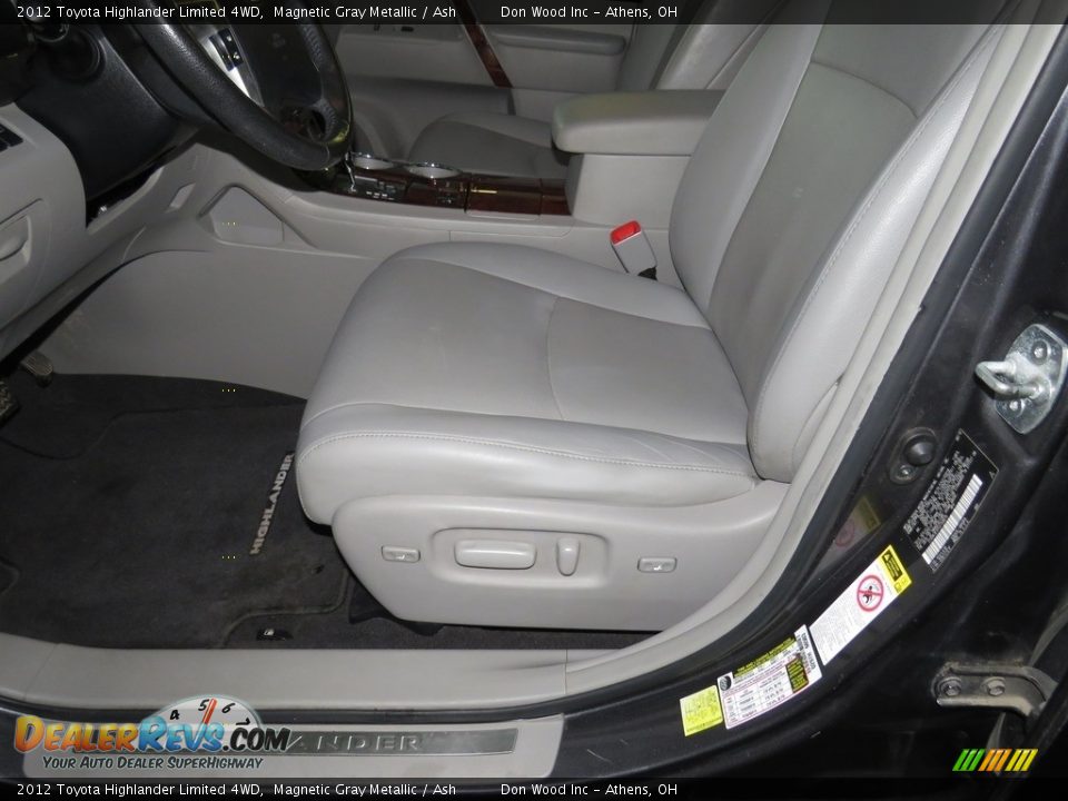 2012 Toyota Highlander Limited 4WD Magnetic Gray Metallic / Ash Photo #19
