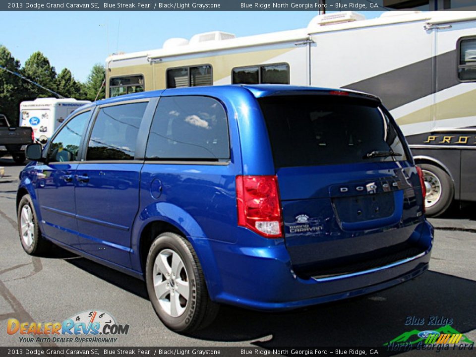 2013 Dodge Grand Caravan SE Blue Streak Pearl / Black/Light Graystone Photo #3