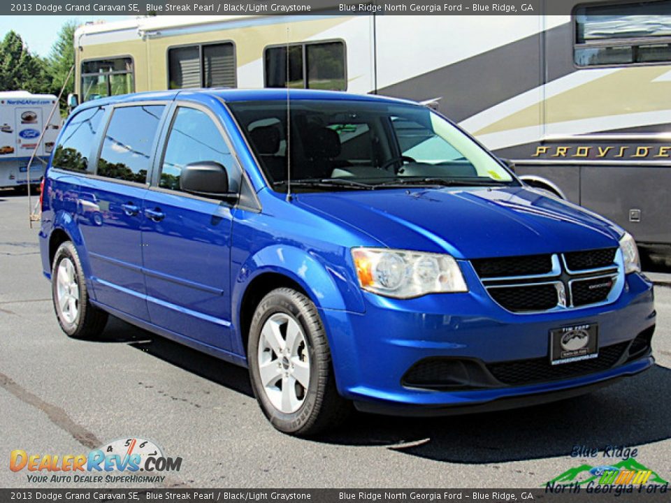 2013 Dodge Grand Caravan SE Blue Streak Pearl / Black/Light Graystone Photo #7