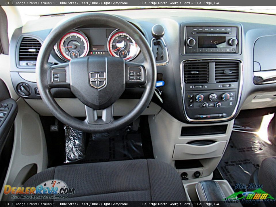 2013 Dodge Grand Caravan SE Blue Streak Pearl / Black/Light Graystone Photo #15