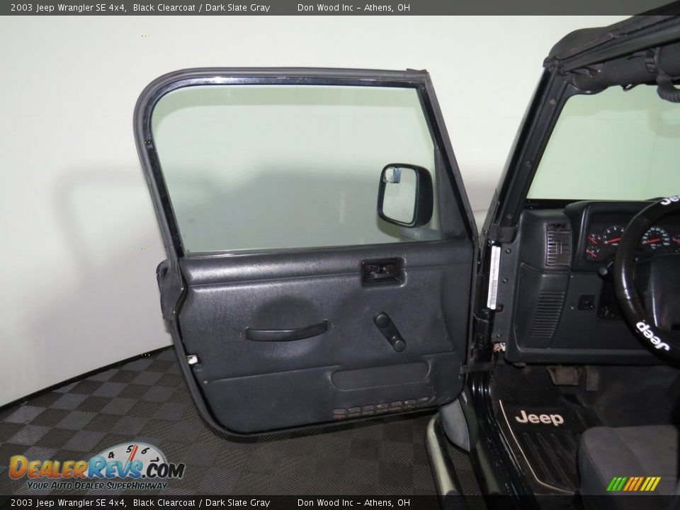 2003 Jeep Wrangler SE 4x4 Black Clearcoat / Dark Slate Gray Photo #15