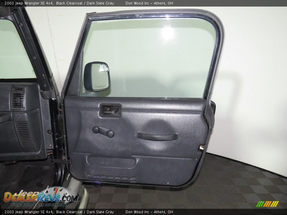 2003 Jeep Wrangler SE 4x4 Black Clearcoat / Dark Slate Gray Photo #18