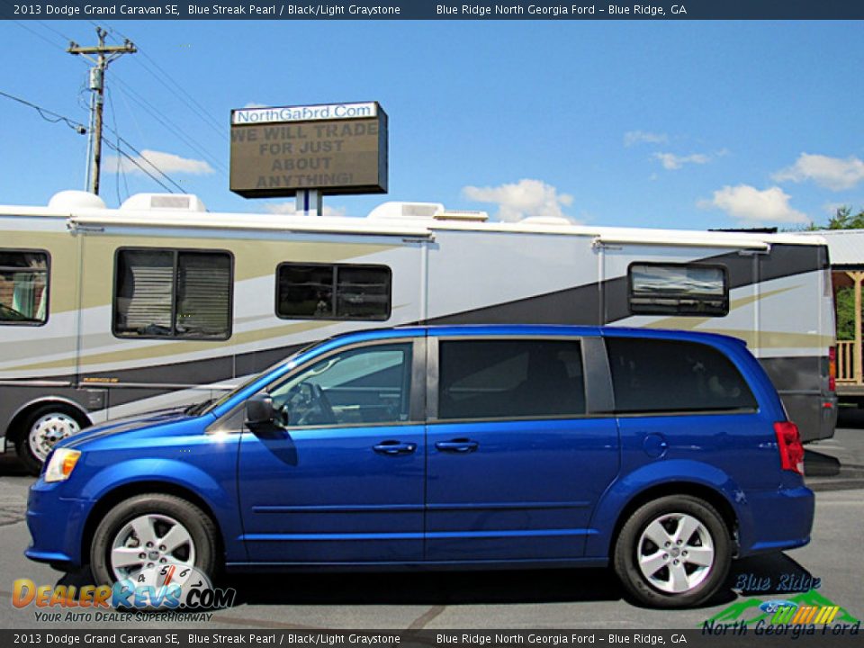 2013 Dodge Grand Caravan SE Blue Streak Pearl / Black/Light Graystone Photo #2