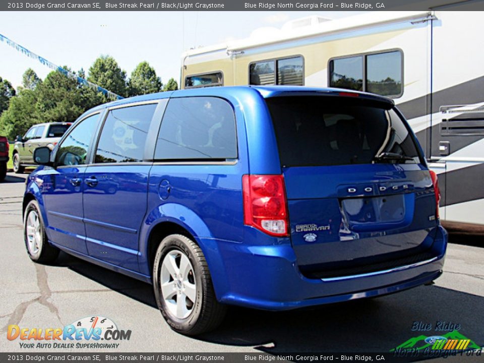 2013 Dodge Grand Caravan SE Blue Streak Pearl / Black/Light Graystone Photo #3