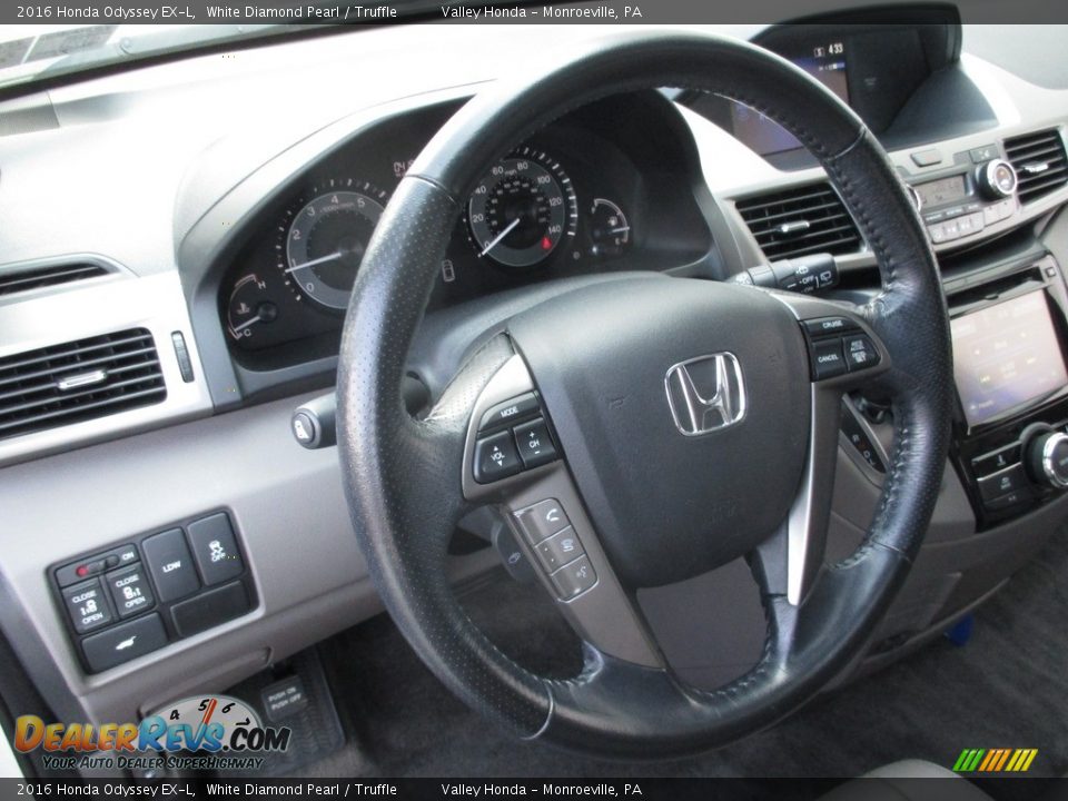 2016 Honda Odyssey EX-L White Diamond Pearl / Truffle Photo #15