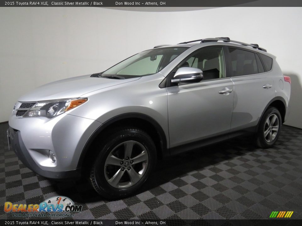 2015 Toyota RAV4 XLE Classic Silver Metallic / Black Photo #8