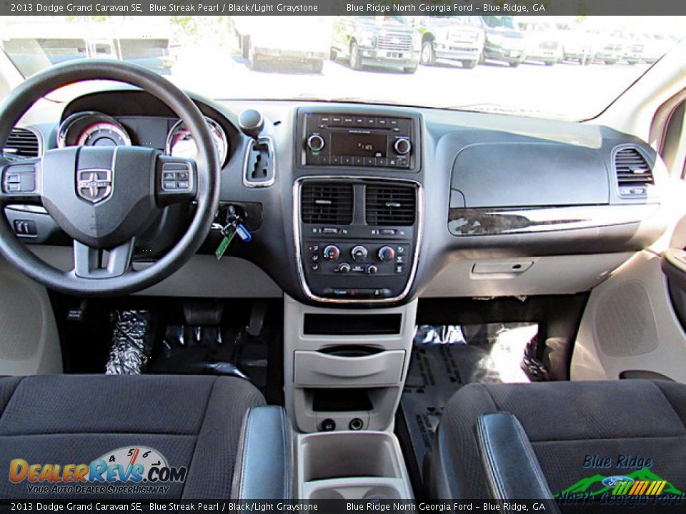 2013 Dodge Grand Caravan SE Blue Streak Pearl / Black/Light Graystone Photo #16