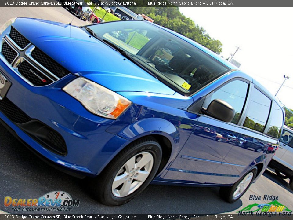 2013 Dodge Grand Caravan SE Blue Streak Pearl / Black/Light Graystone Photo #29
