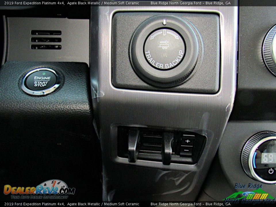 2019 Ford Expedition Platinum 4x4 Agate Black Metallic / Medium Soft Ceramic Photo #30