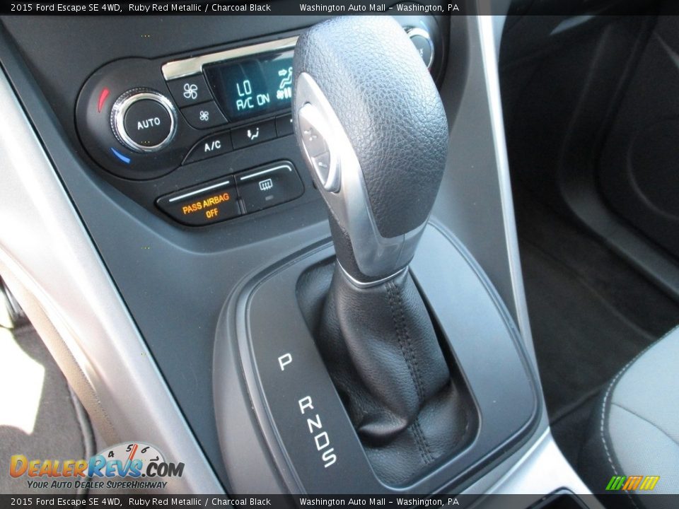 2015 Ford Escape SE 4WD Ruby Red Metallic / Charcoal Black Photo #17