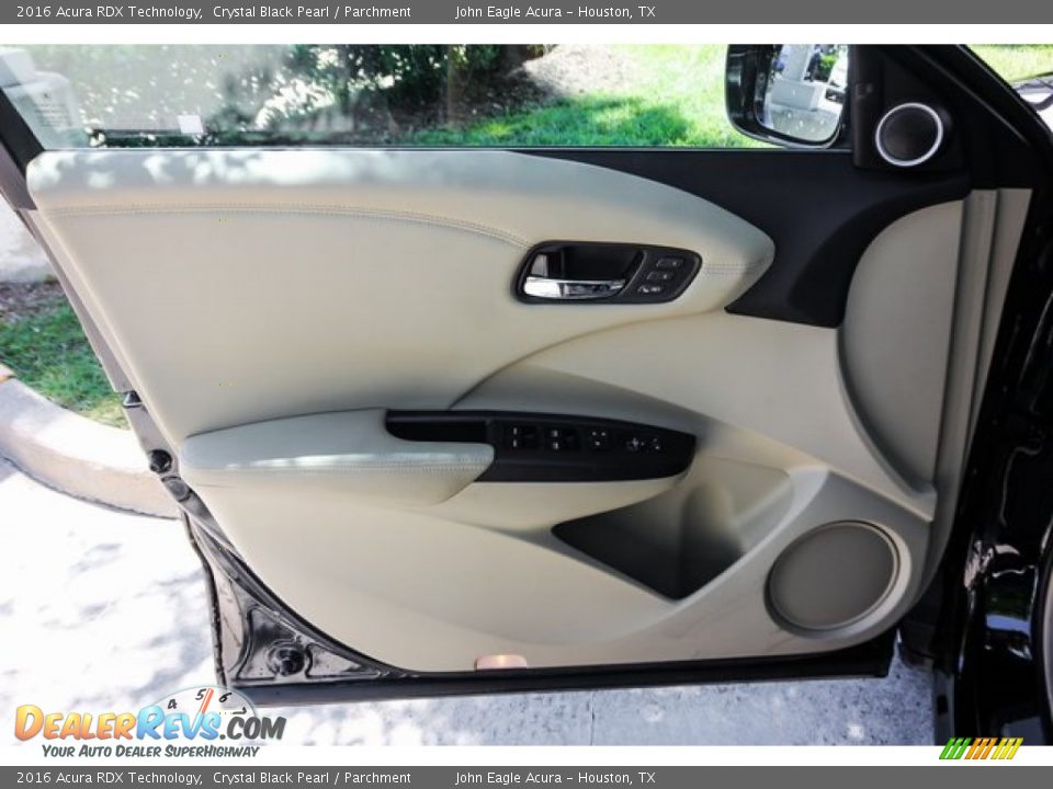 2016 Acura RDX Technology Crystal Black Pearl / Parchment Photo #18