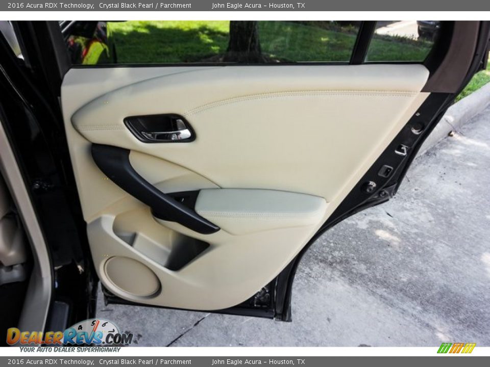 2016 Acura RDX Technology Crystal Black Pearl / Parchment Photo #23