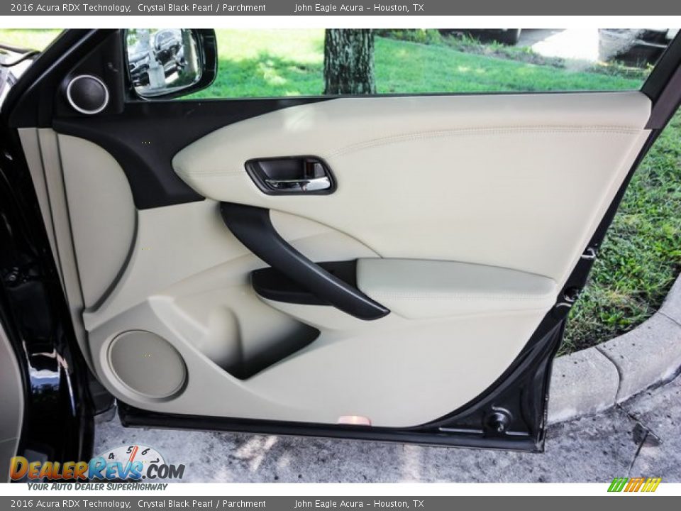 2016 Acura RDX Technology Crystal Black Pearl / Parchment Photo #25
