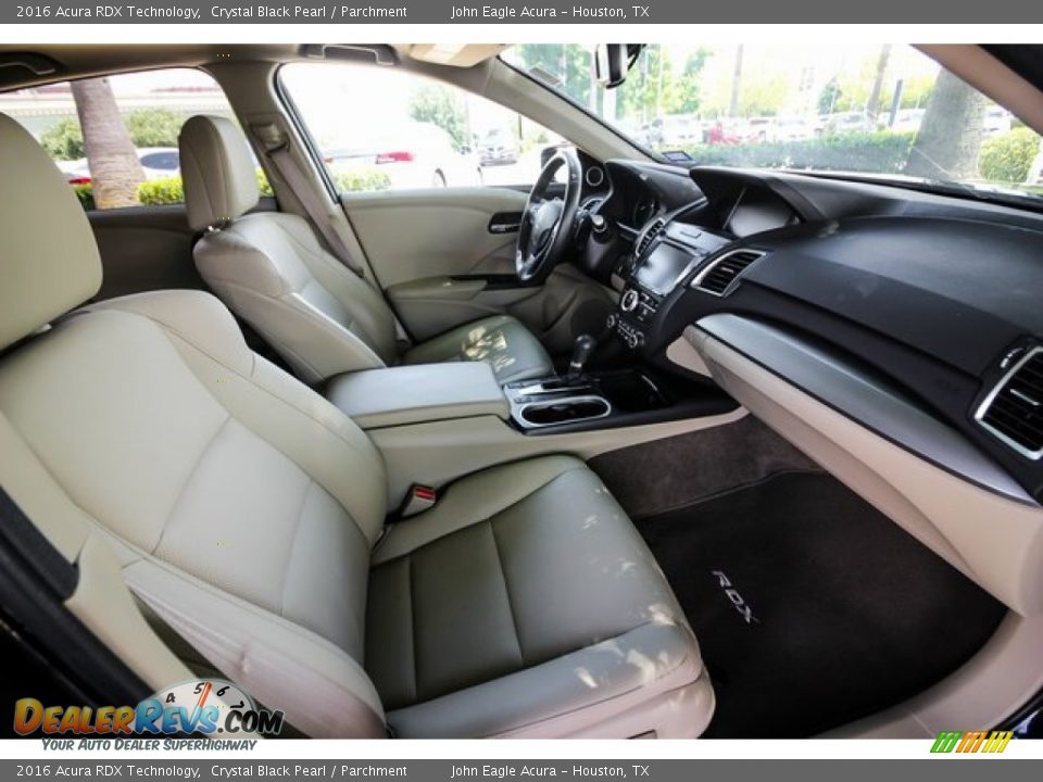 2016 Acura RDX Technology Crystal Black Pearl / Parchment Photo #26