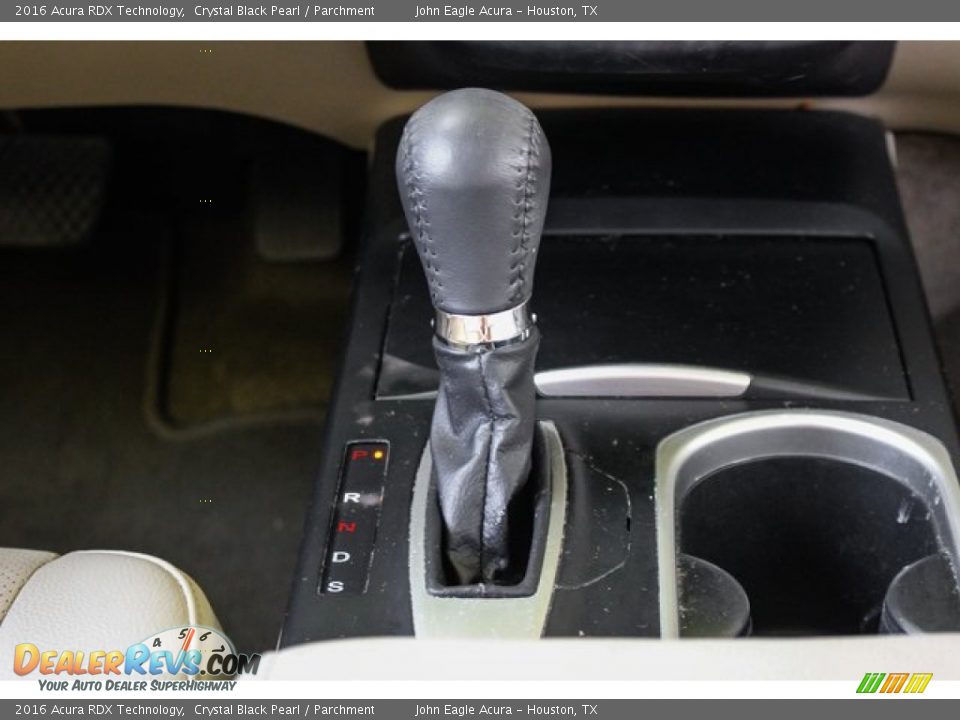 2016 Acura RDX Technology Crystal Black Pearl / Parchment Photo #30