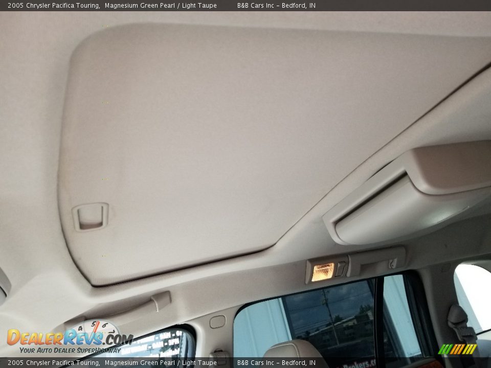 2005 Chrysler Pacifica Touring Magnesium Green Pearl / Light Taupe Photo #14