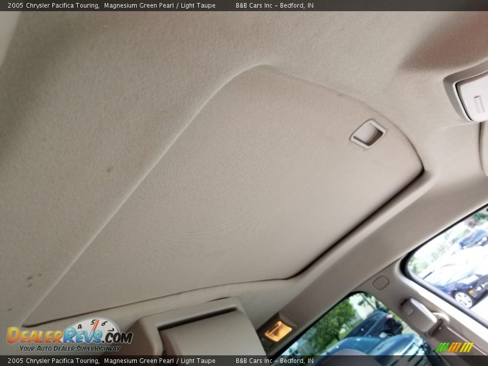 2005 Chrysler Pacifica Touring Magnesium Green Pearl / Light Taupe Photo #23