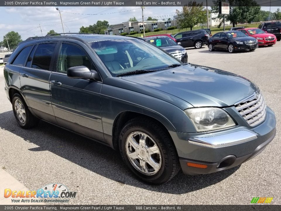 2005 Chrysler Pacifica Touring Magnesium Green Pearl / Light Taupe Photo #29