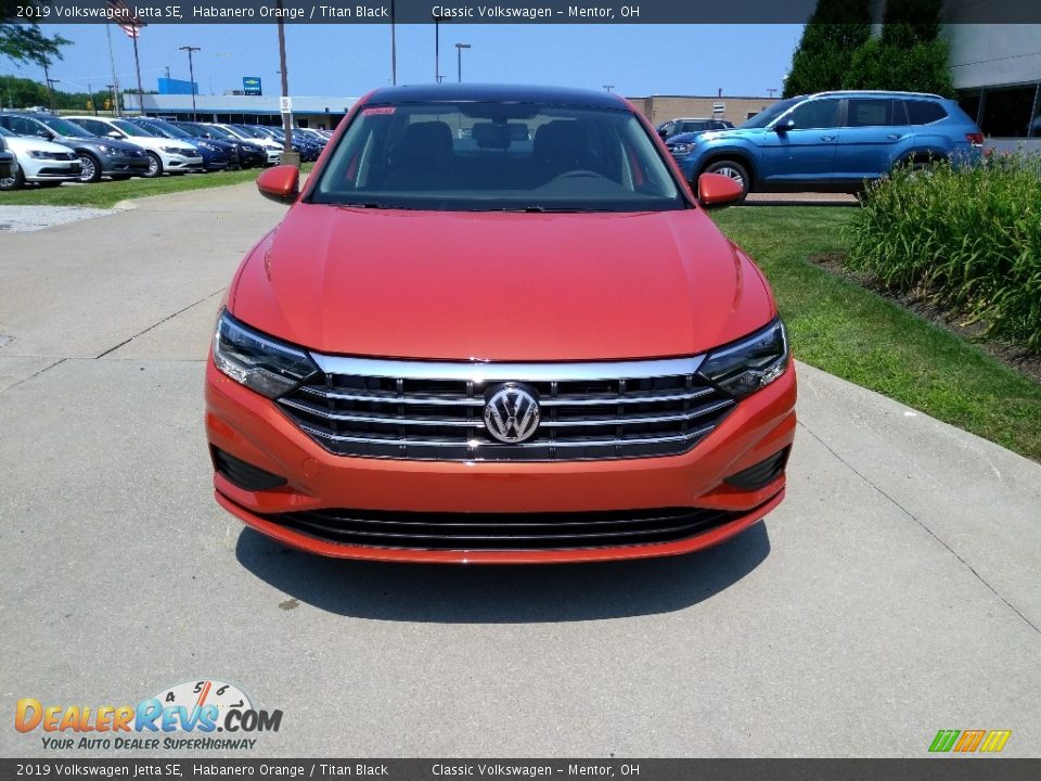 2019 Volkswagen Jetta SE Habanero Orange / Titan Black Photo #2