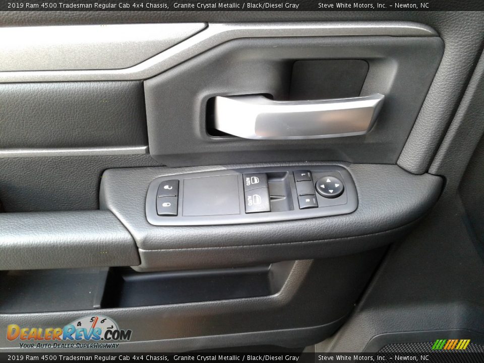 2019 Ram 4500 Tradesman Regular Cab 4x4 Chassis Granite Crystal Metallic / Black/Diesel Gray Photo #9