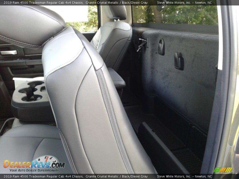 2019 Ram 4500 Tradesman Regular Cab 4x4 Chassis Granite Crystal Metallic / Black/Diesel Gray Photo #11