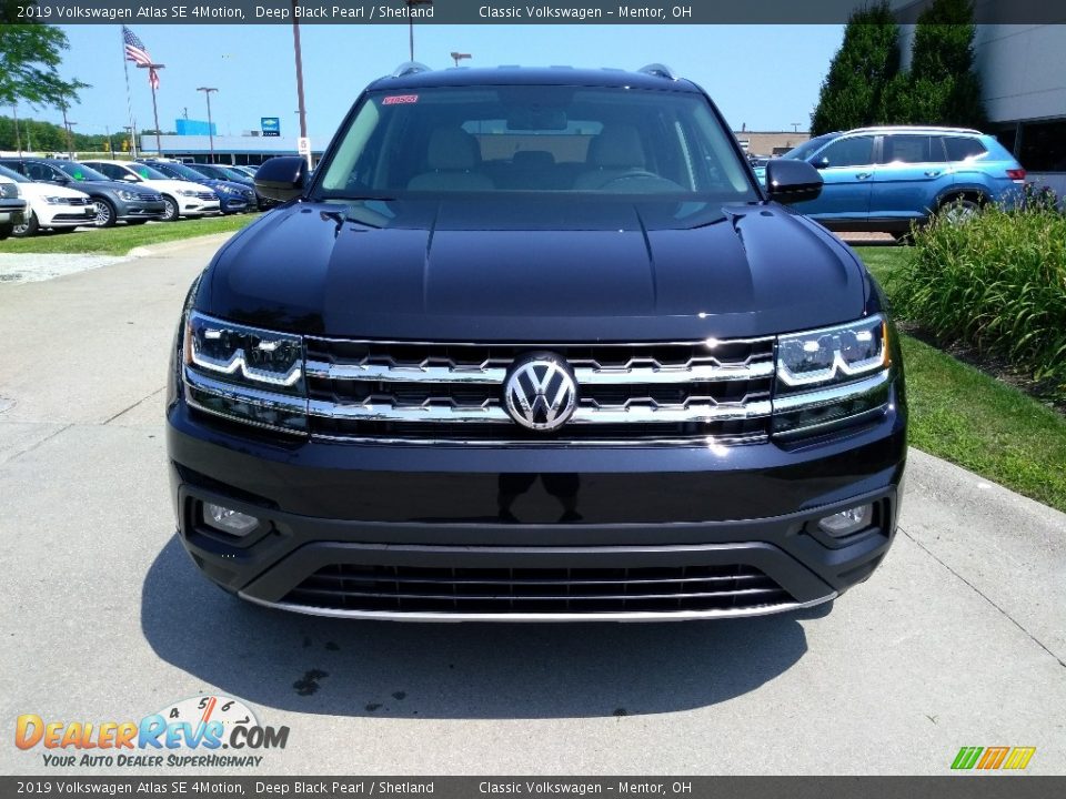 2019 Volkswagen Atlas SE 4Motion Deep Black Pearl / Shetland Photo #2