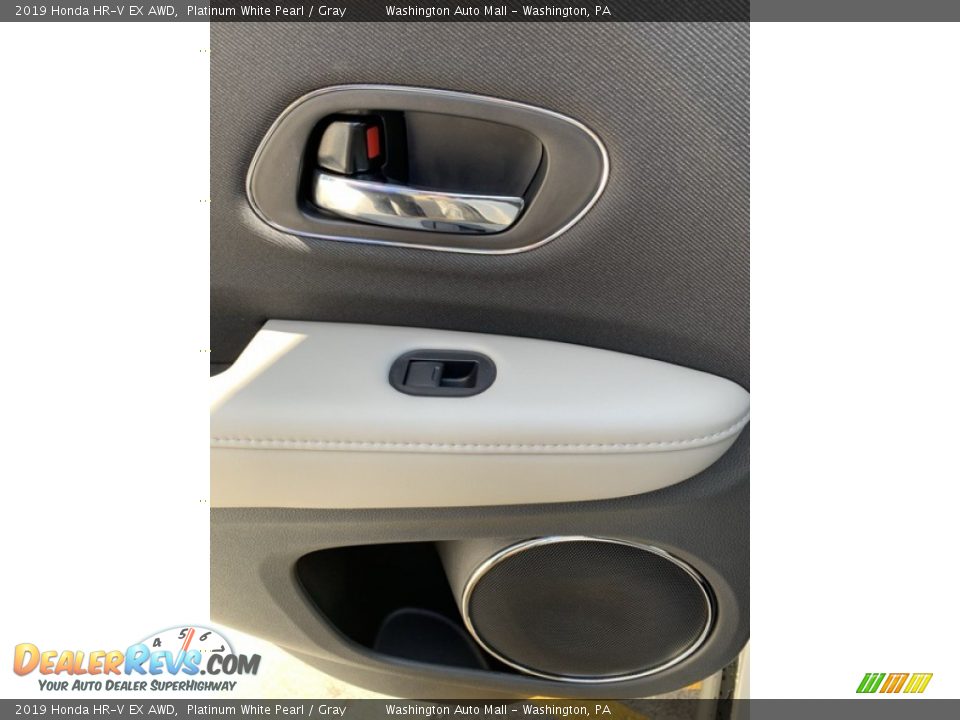 2019 Honda HR-V EX AWD Platinum White Pearl / Gray Photo #17