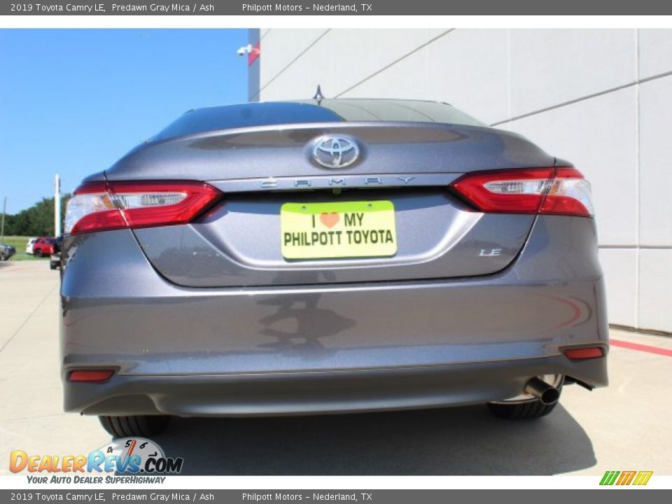 2019 Toyota Camry LE Predawn Gray Mica / Ash Photo #8
