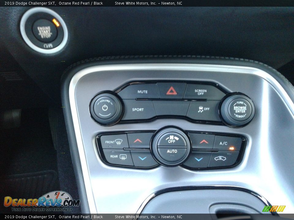 2019 Dodge Challenger SXT Octane Red Pearl / Black Photo #24