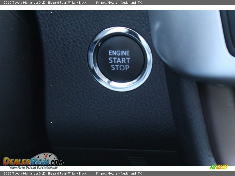 2019 Toyota Highlander XLE Blizzard Pearl White / Black Photo #19