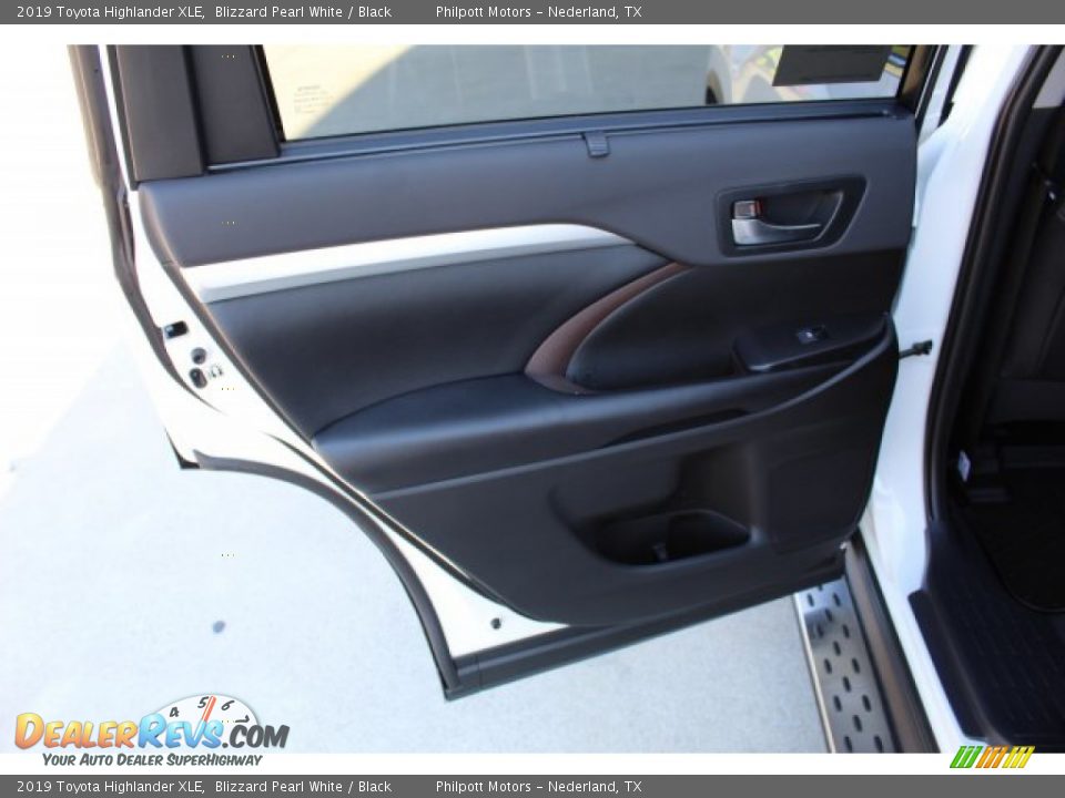 2019 Toyota Highlander XLE Blizzard Pearl White / Black Photo #21
