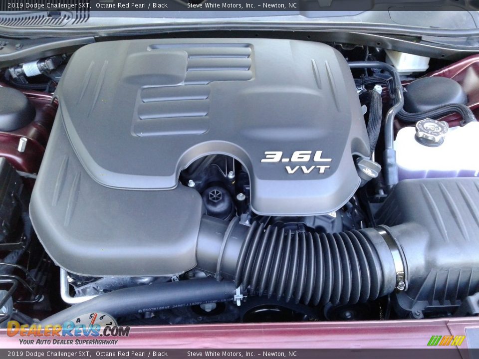2019 Dodge Challenger SXT Octane Red Pearl / Black Photo #29