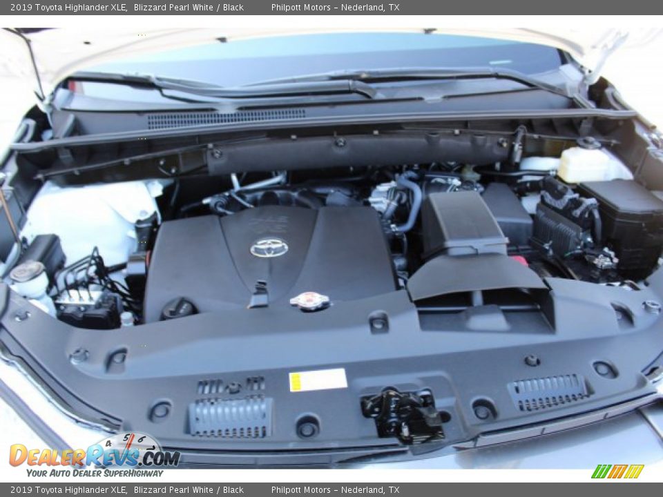 2019 Toyota Highlander XLE Blizzard Pearl White / Black Photo #27