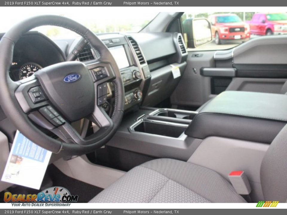 2019 Ford F150 XLT SuperCrew 4x4 Ruby Red / Earth Gray Photo #9