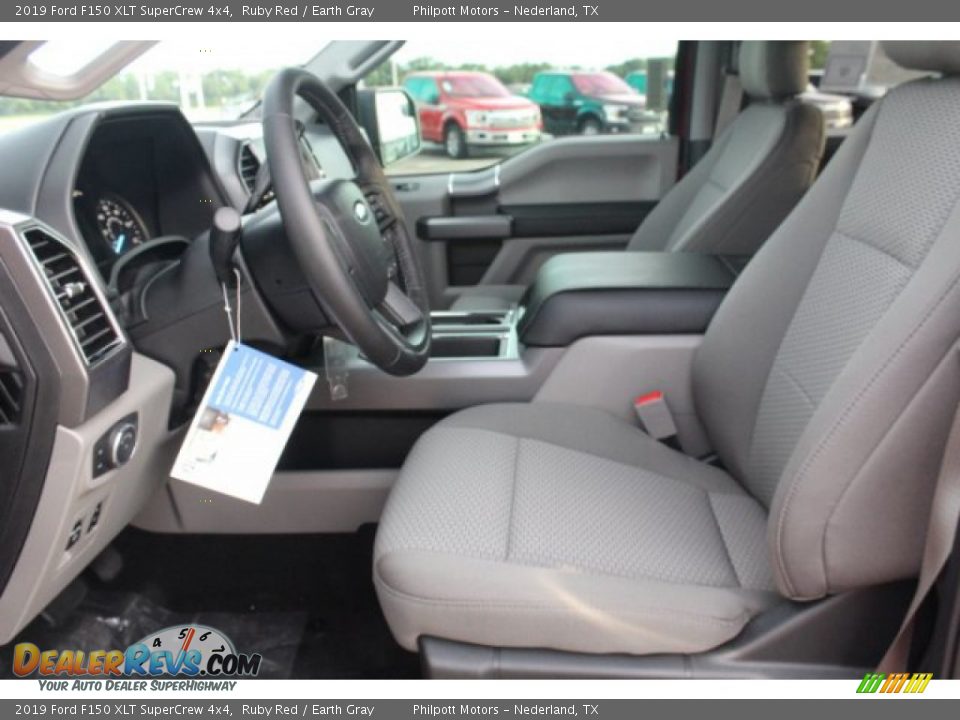 2019 Ford F150 XLT SuperCrew 4x4 Ruby Red / Earth Gray Photo #10