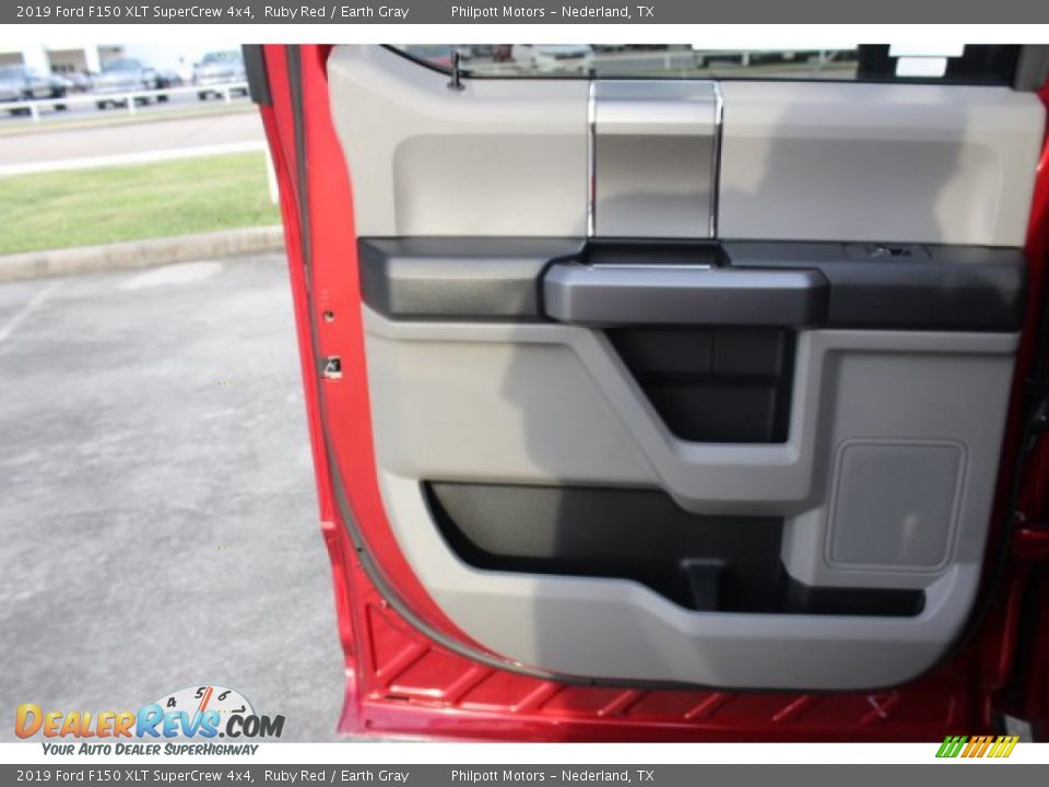 2019 Ford F150 XLT SuperCrew 4x4 Ruby Red / Earth Gray Photo #16