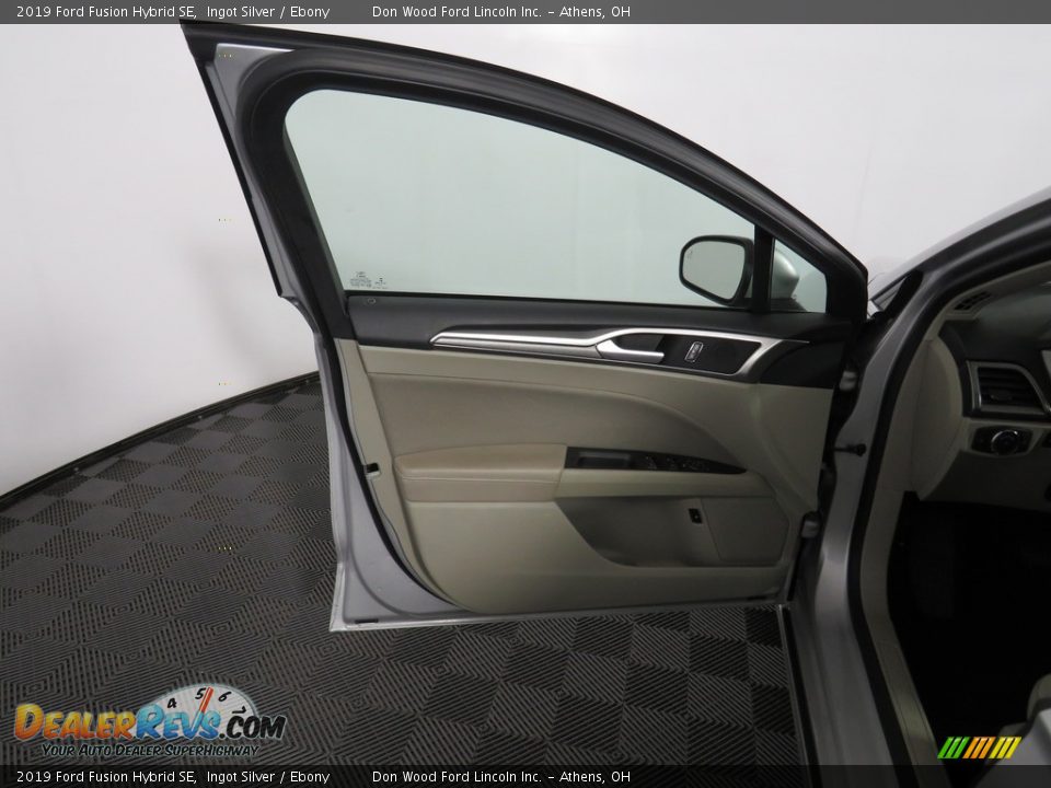 2019 Ford Fusion Hybrid SE Ingot Silver / Ebony Photo #15